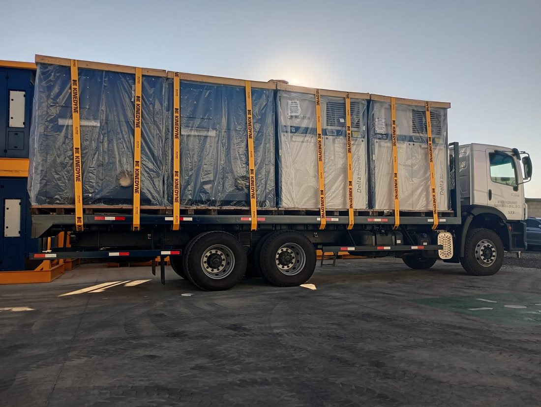 Transporte de equipo industrial de gran volumen a sitio de instalación